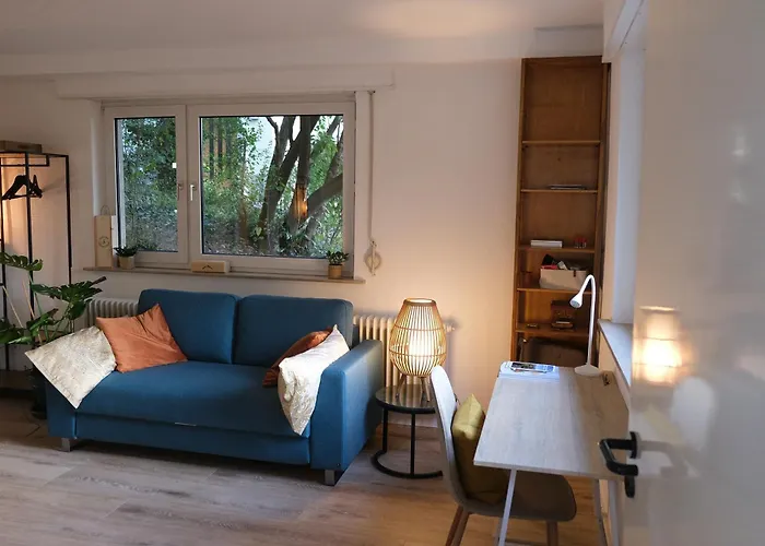 Urbanes Paradies In Gruener Oase Und Terrasse *